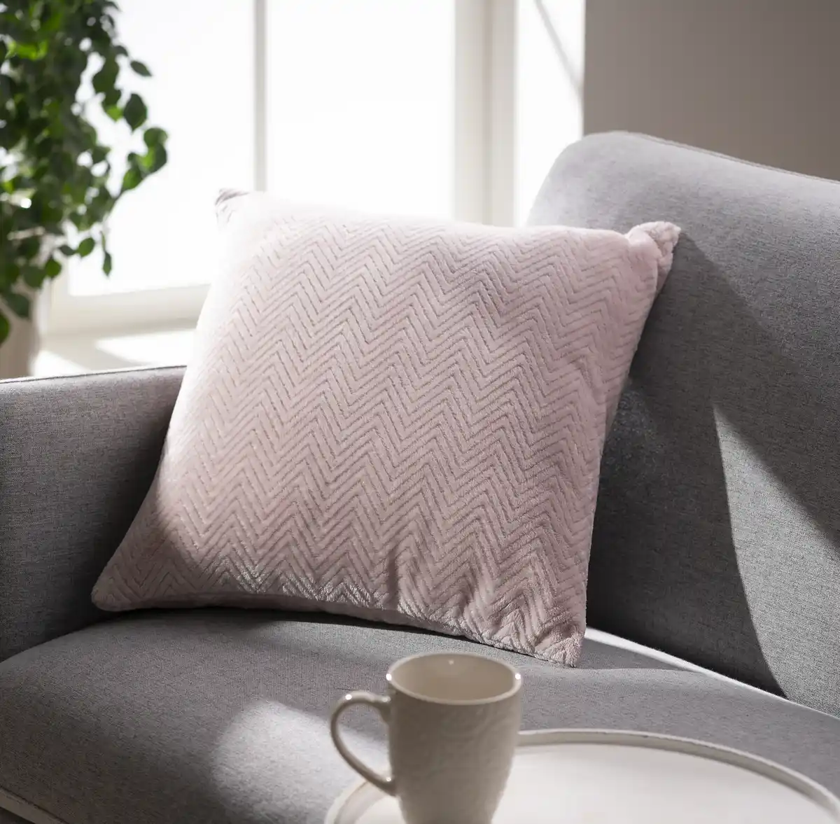 Bild 3 von IDEENWELT Luxus-Kissenhülle rosa