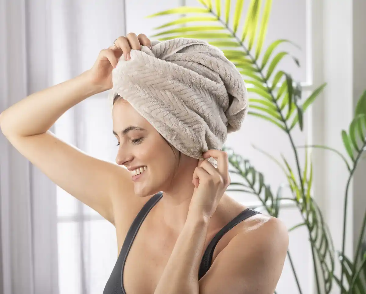 Bild 2 von IDEENWELT Luxus-Kopfhandtuch beige