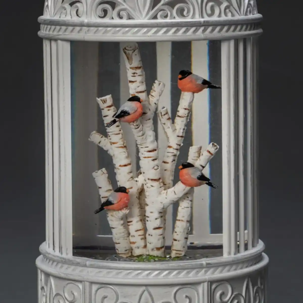 Bild 3 von Konstsmide LED-Wasserlaterne, Gimpel im Baum, ø: 12 cm, Batteriebetrieb/USB-Anschluss, weiß