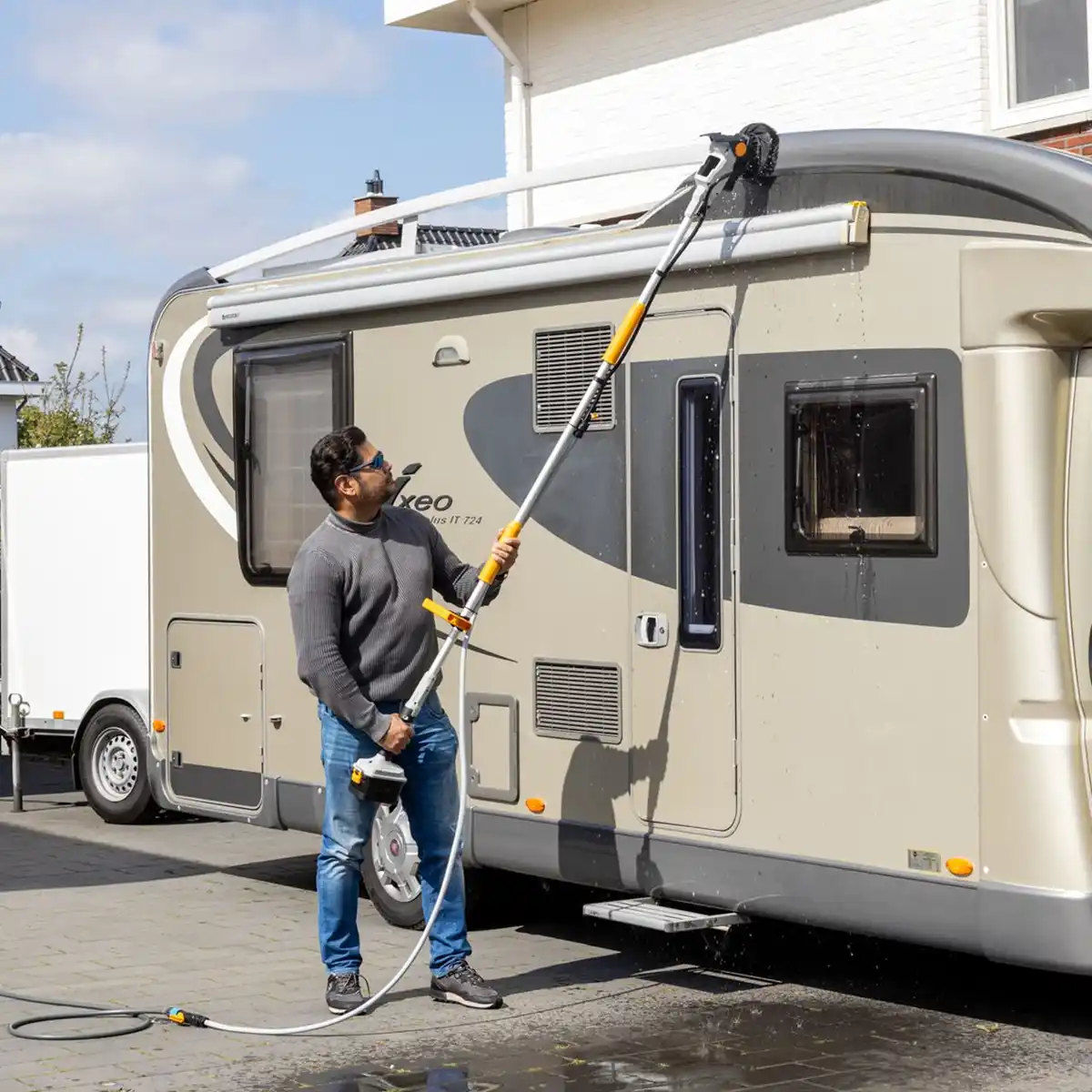 Bild 4 von 18V Twin Brush SET Akku-Reinigungsbürste (Inkl. 4,0-Ah-Akku und Ladegerät)