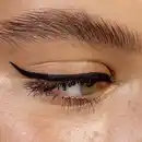 Bild 4 von essence Quick Wing! stamp eyeliner 01 black, 3,5 ml