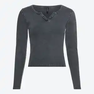 Damen-Langarmshirt mit V-Ausschnitt