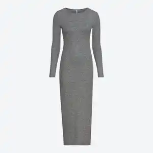 Damen-Kleid mit Raffungen