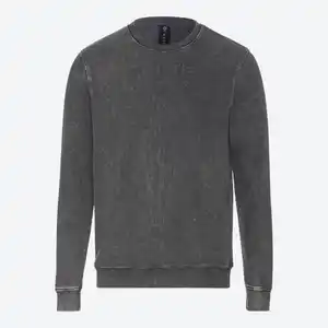 Herren-Pullover mit Prägung