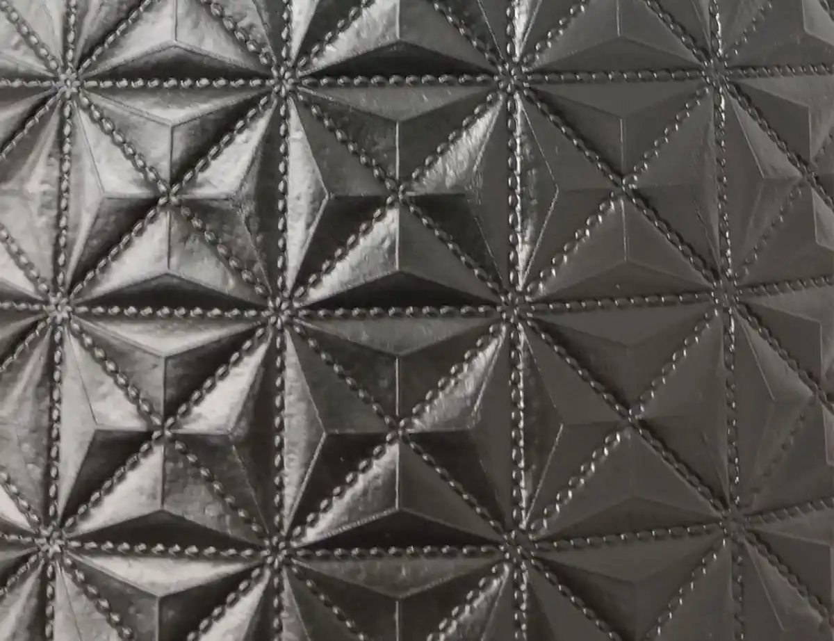 Bild 2 von Kunstleder geprägt Schwarz