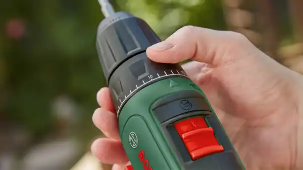 Bild 2 von BOSCH Akku-Bohrschrauber »EasyDrill 18V-40«