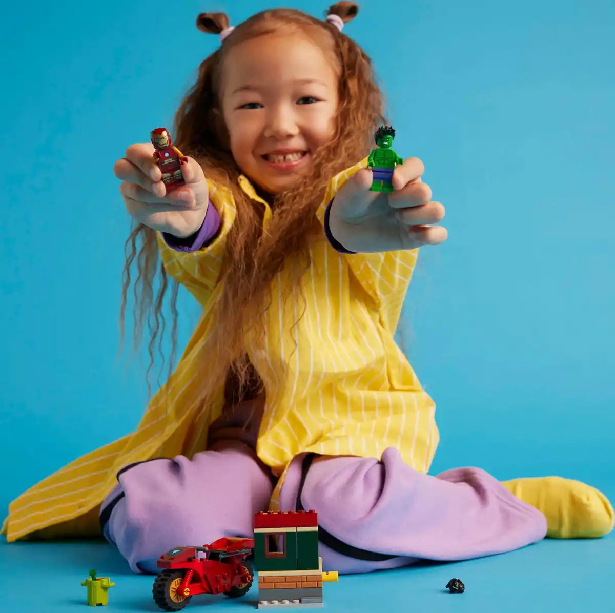 Bild 4 von LEGO Marvel 76287 Iron Man mit Bike und der Hulk