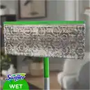 Bild 4 von Swiffer Wet+ Feuchte Bodentücher Antibakteriell Nachfüllpackung