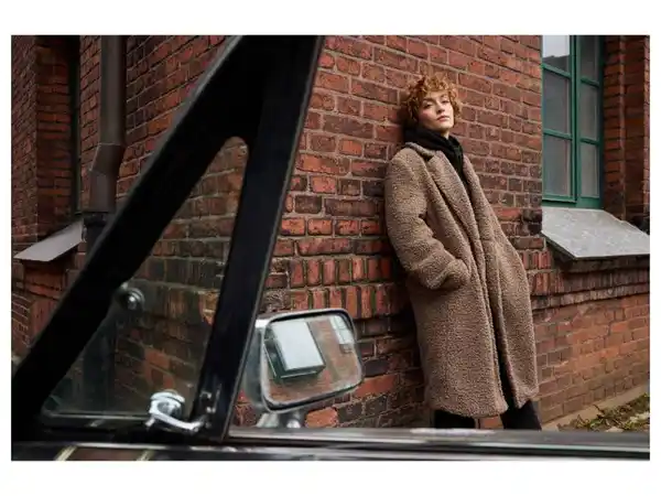 Bild 3 von esmara® Damen Mantel aus Lammfellimitat