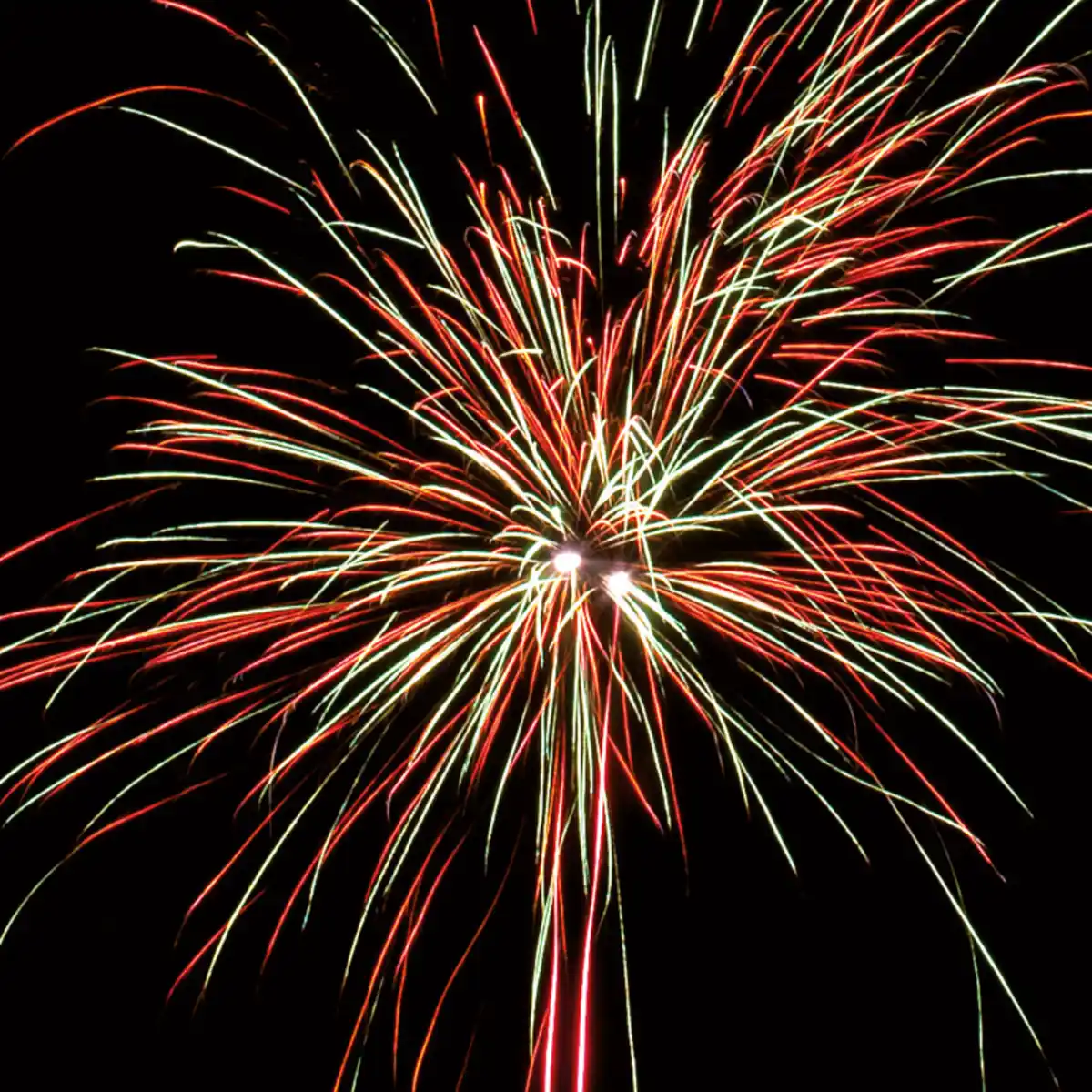 Bild 3 von Nico Feuerwerk/Powertec Metalshots