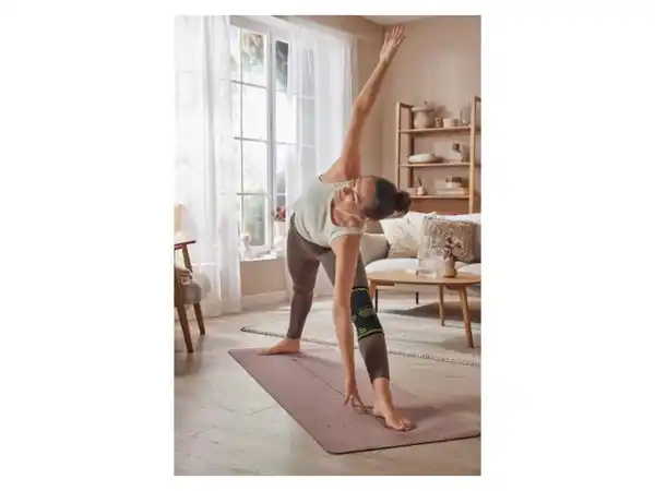 Bild 3 von sensiplast® Sportbandage Kniegelenk, beidseitige und einfache Anwendung