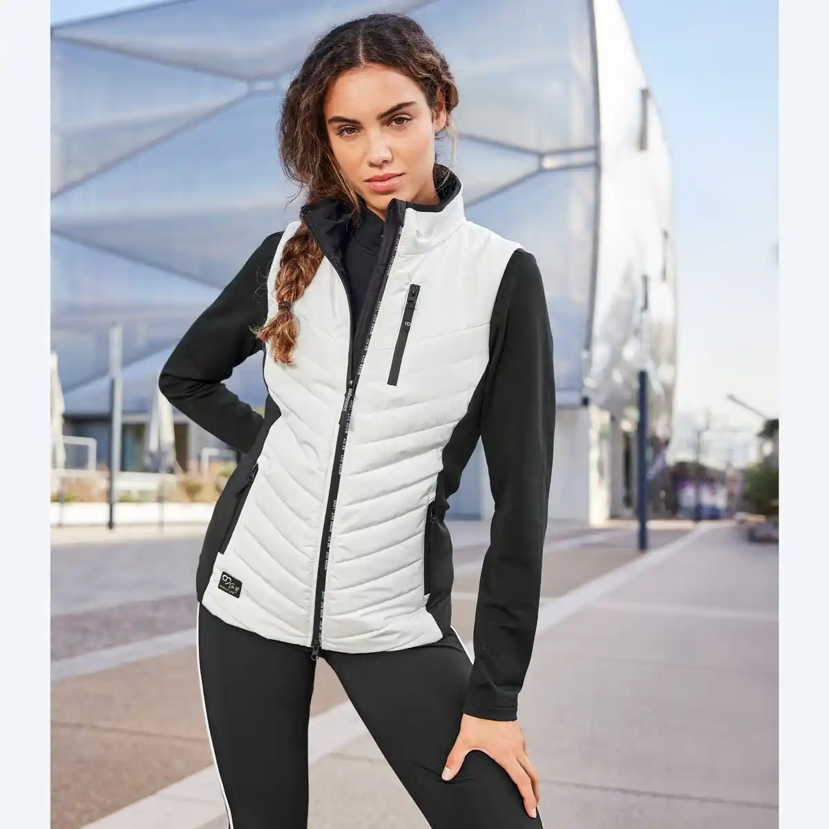 Bild 1 von Damen-Outdoor-Weste mit Stehkragen