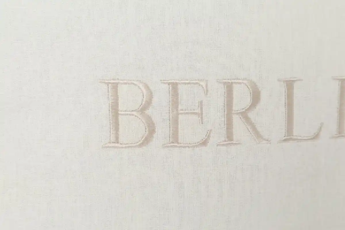 Bild 3 von Berlin Kissen "Berlin", weiß