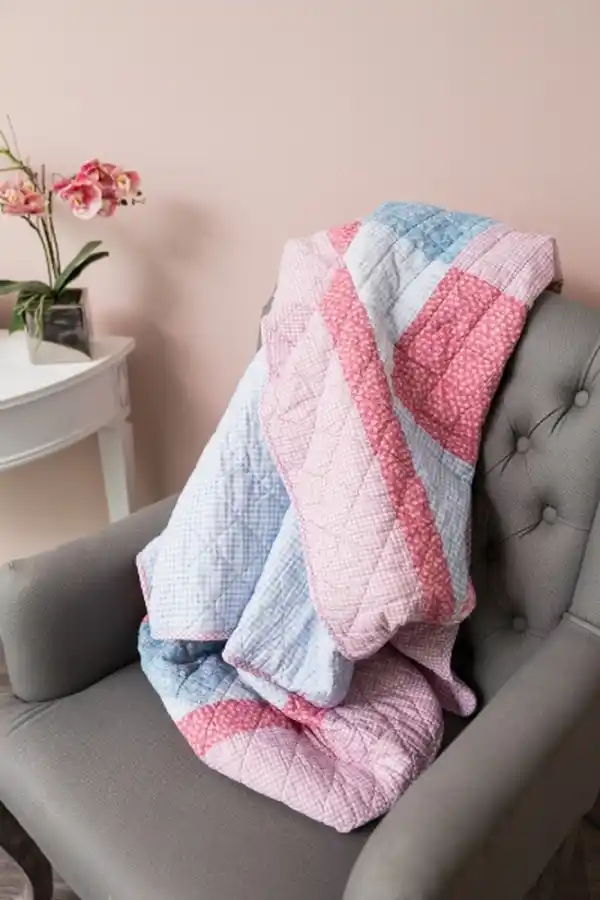 Bild 3 von Patchwork Decke "Elisa II"