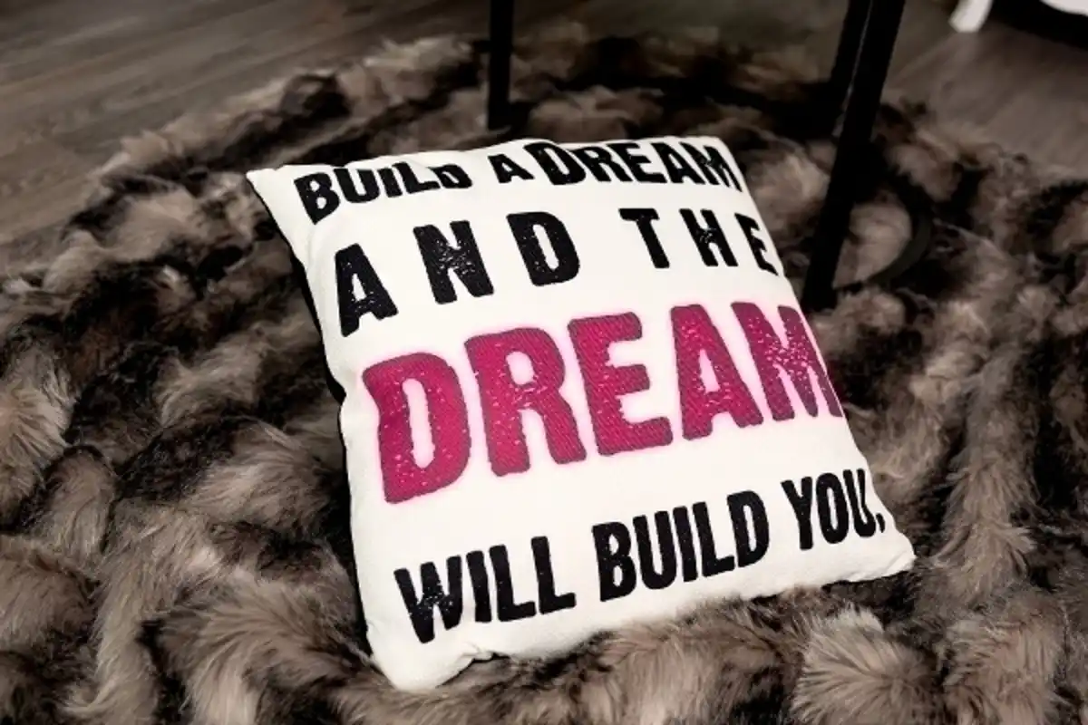 Bild 3 von Kissen mit Füllung "Dream"