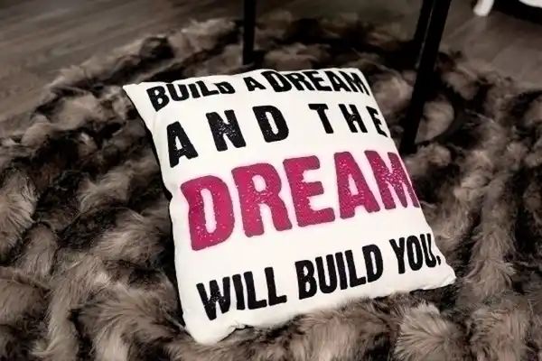 Bild 3 von Kissen mit Füllung "Dream"