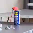 Bild 2 von WD-40 Multifunktions-Spray 180ml