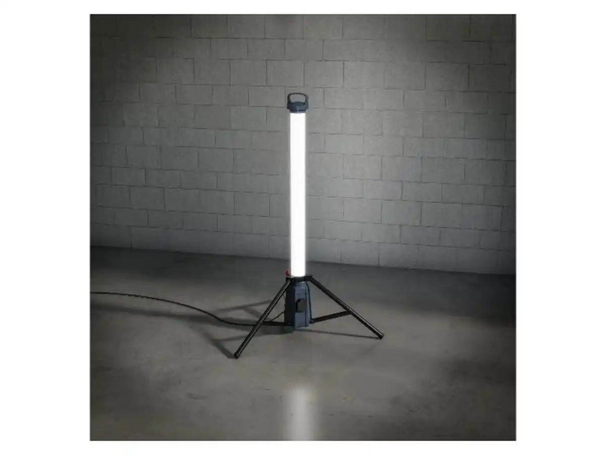 Bild 2 von PARKSIDE PERFORMANCE® LED-Arbeitsleuchte 360° »PALS 50 B1« mit Steckdose und Stativ