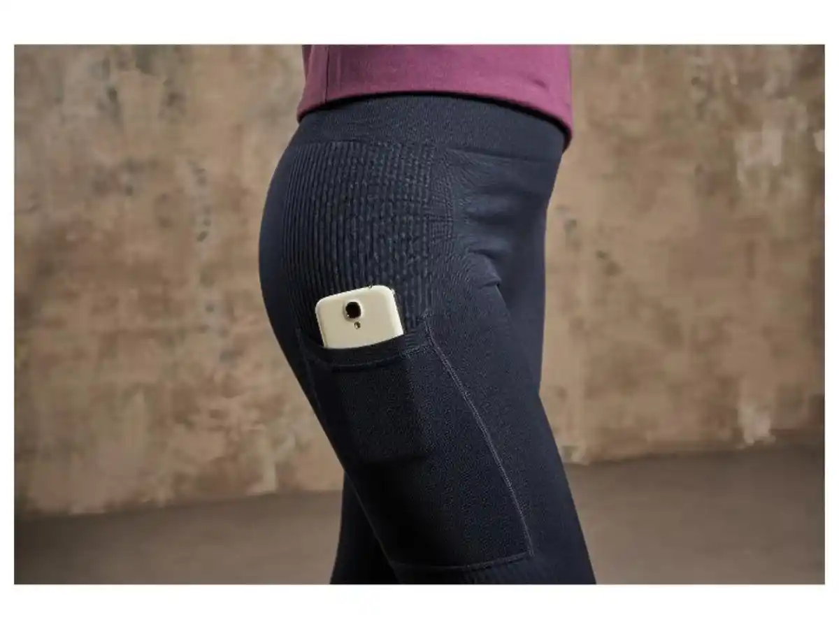 Bild 4 von CRIVIT Damen Funktionstights, seamless, mit Tasche am Bein