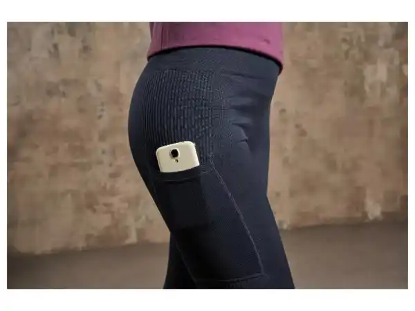 Bild 4 von CRIVIT Damen Funktionstights, seamless, mit Tasche am Bein