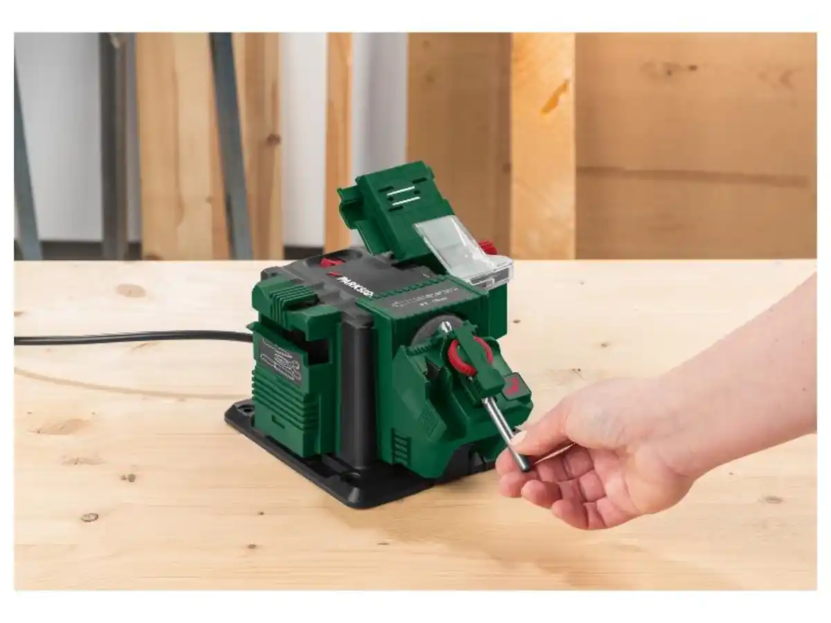Bild 2 von PARKSIDE® Schärfstation »PSS 65 D1«, mit Diamant-Schleifscheibe