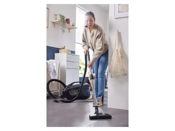 Bild 2 von SILVERCREST® Wasserfiltersauger »SWFS 650 A1«, mit 3-fach-Filtersystem