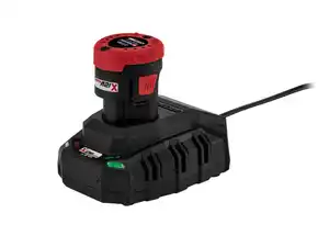 PARKSIDE® 12V Akku 2Ah PAPK 12 A4 und Ladegerät 2,4A PLGK 12 A3