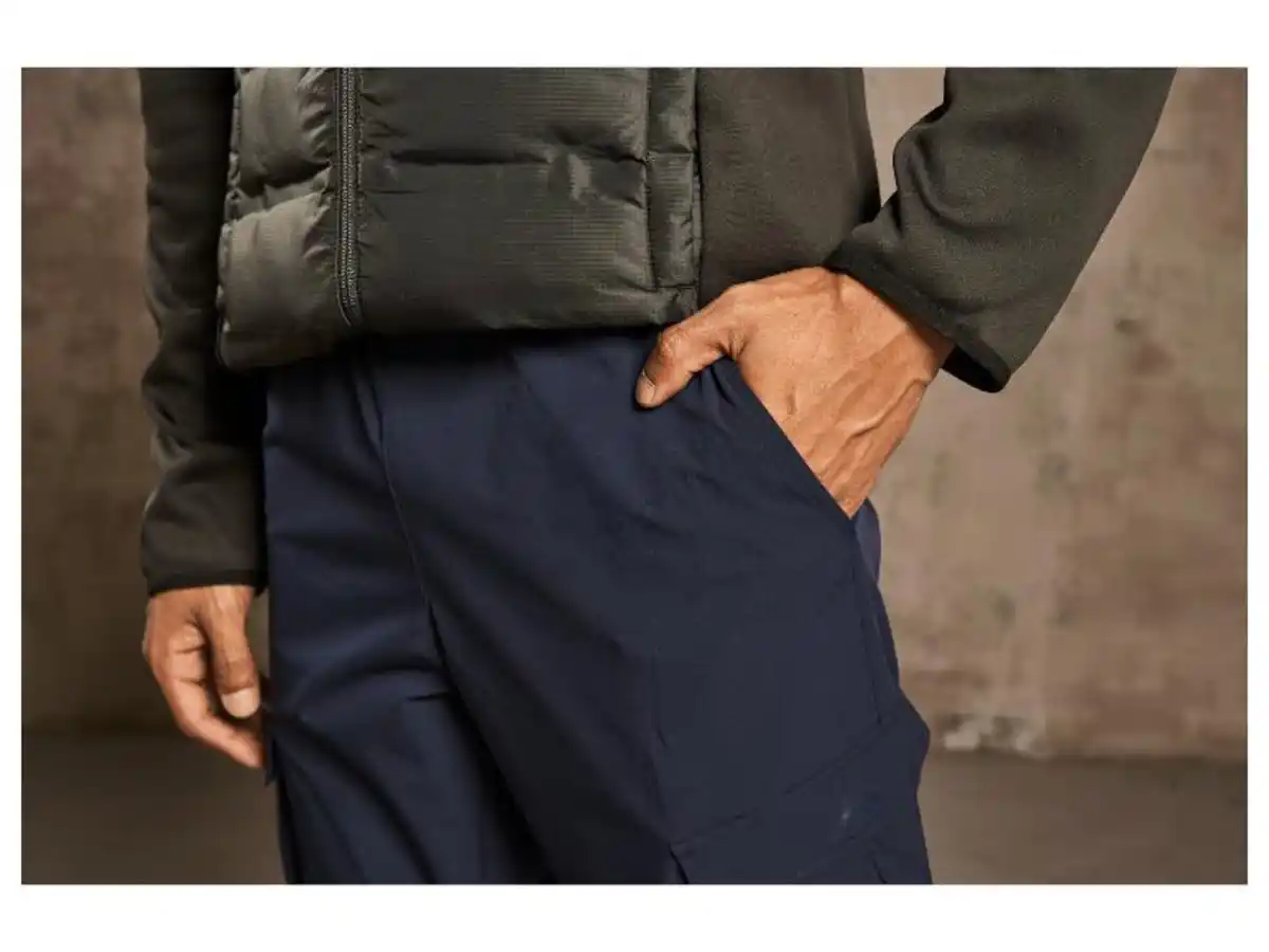 Bild 4 von CRIVIT Herren Funktionshose, mit wasserabweisendem Obermaterial