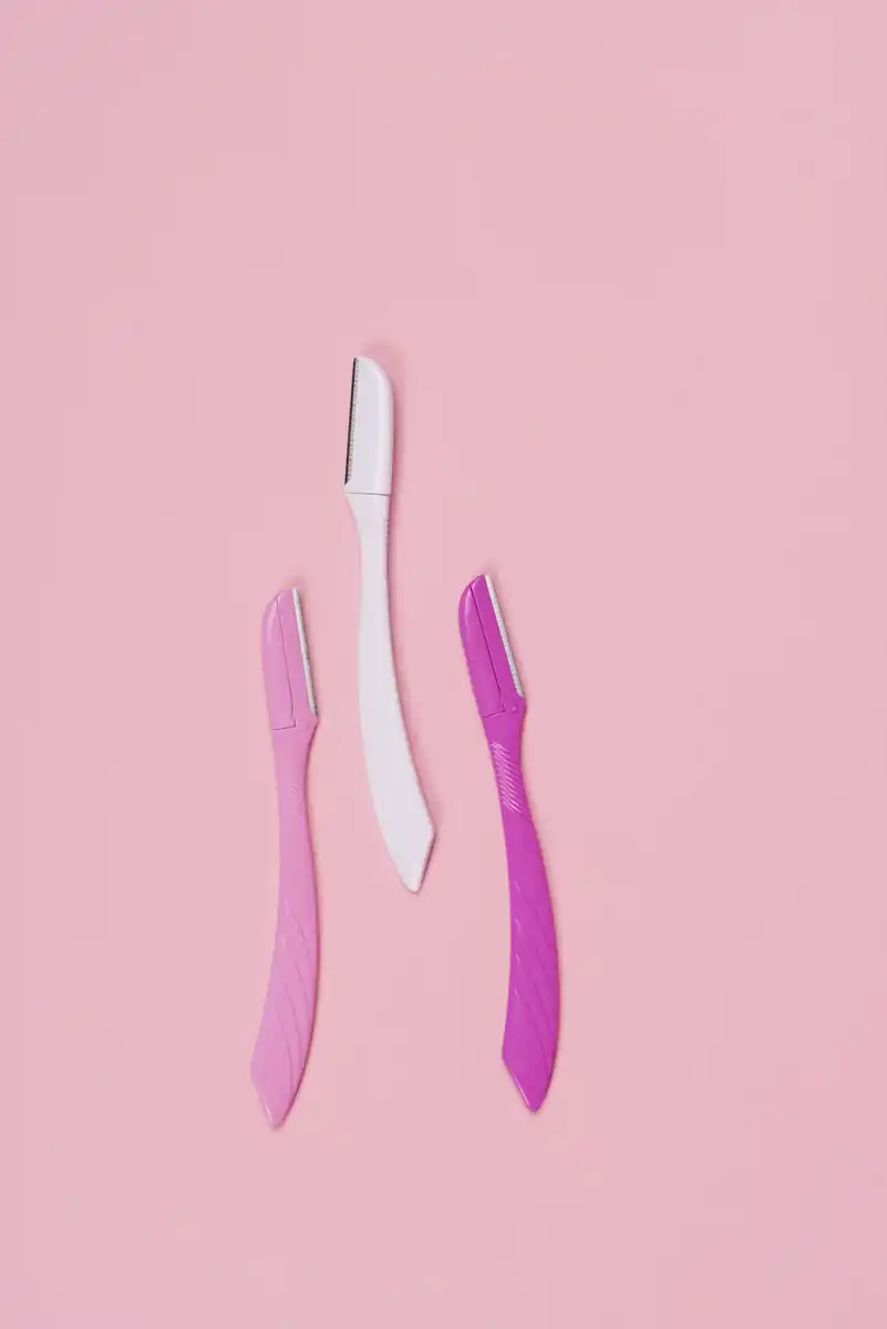 Bild 3 von Wilkinson Sword Intuition Perfect Finish Augenbrauen Rasierer