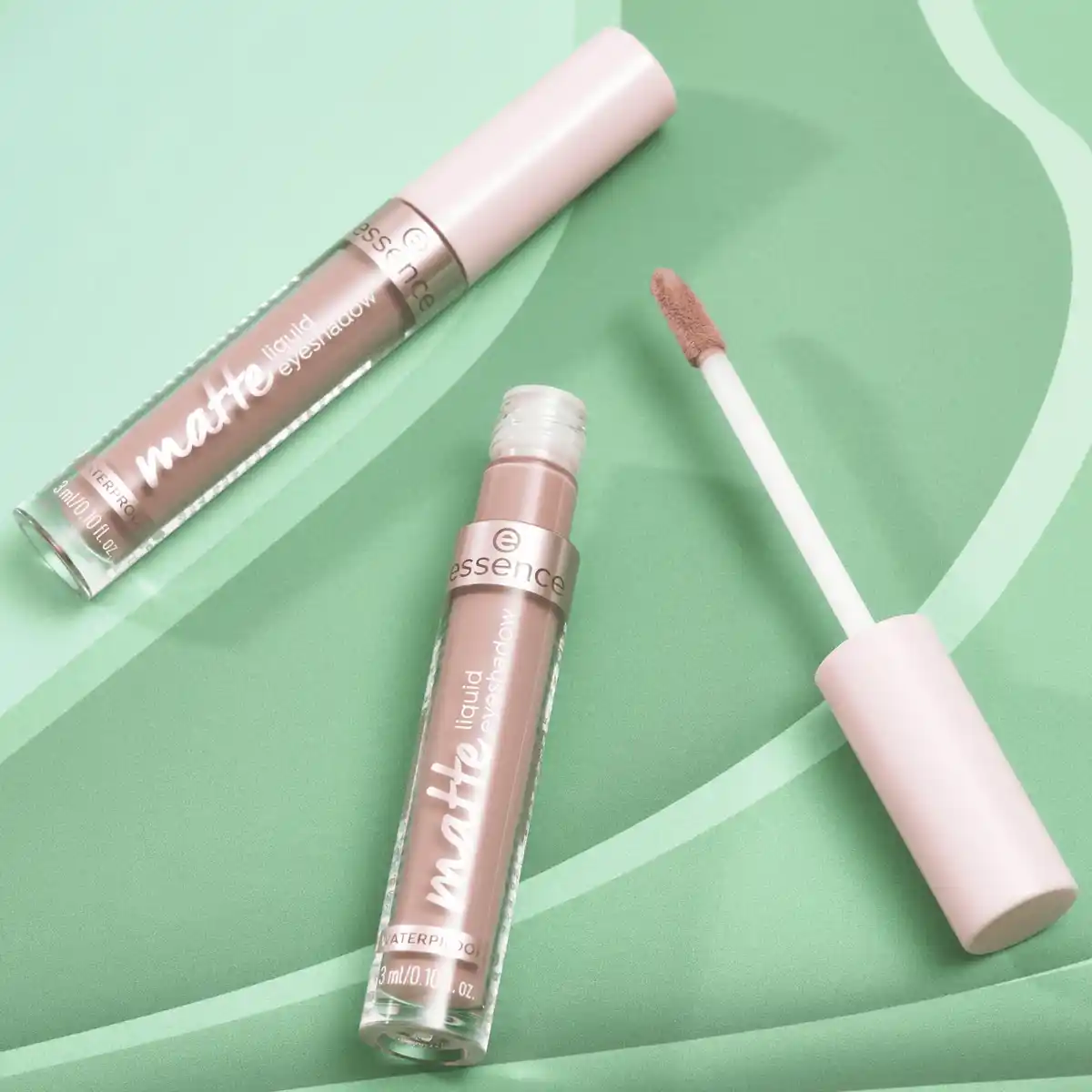 Bild 4 von essence Matte Liquid Eyeshadow 01 Bare Bliss, 4 ml