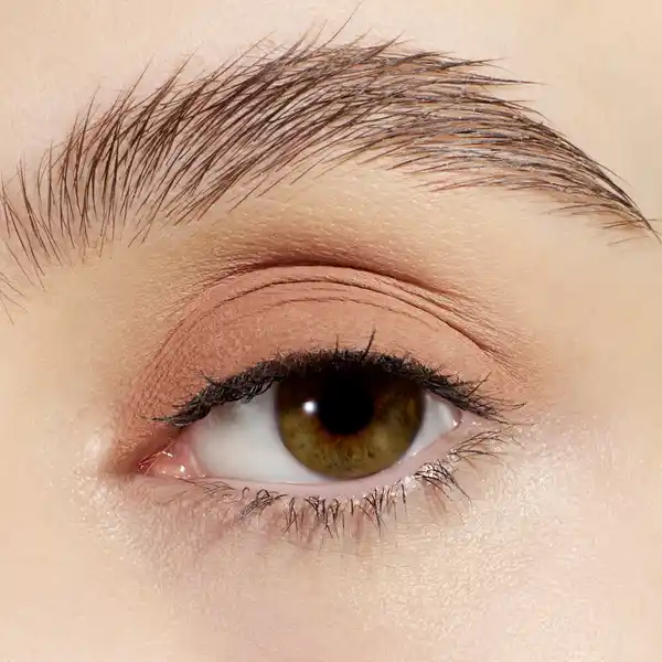 Bild 2 von essence Matte Liquid Eyeshadow 01 Bare Bliss, 4 ml