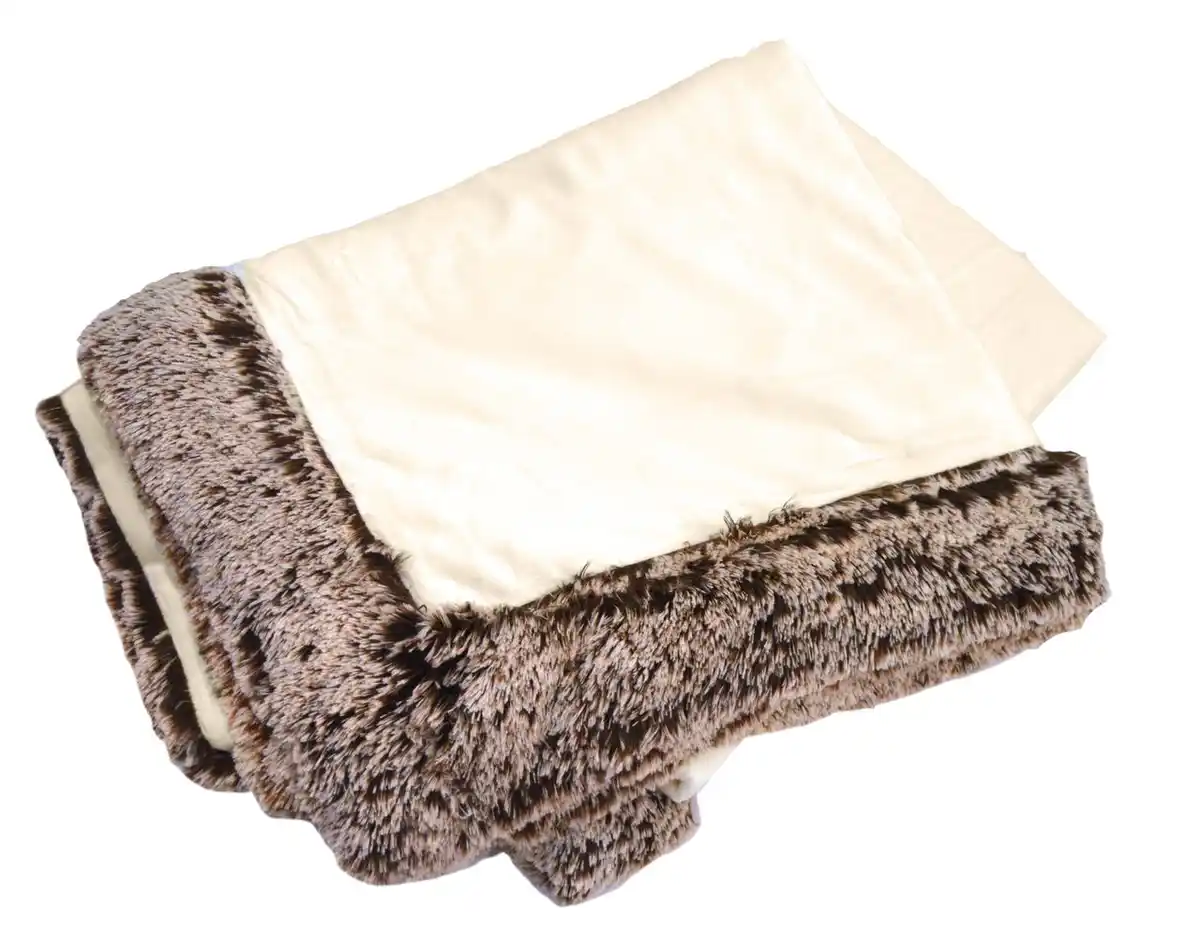 Bild 1 von Wohndecke mit Fellrand