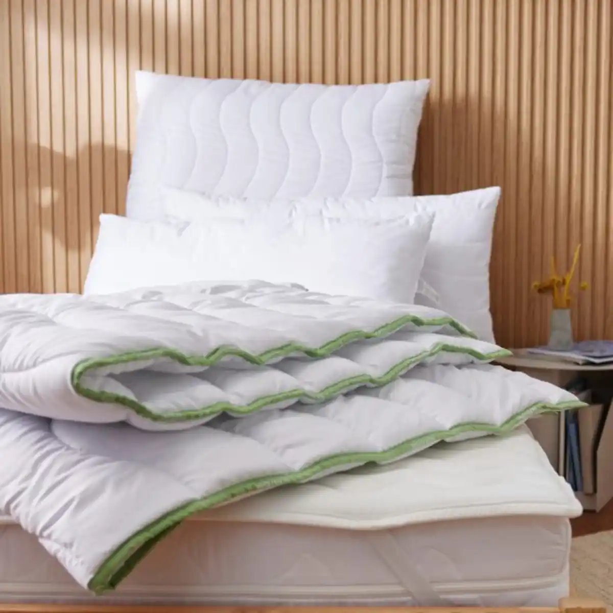 Bild 2 von NOVITESSE Steppbett Megafil