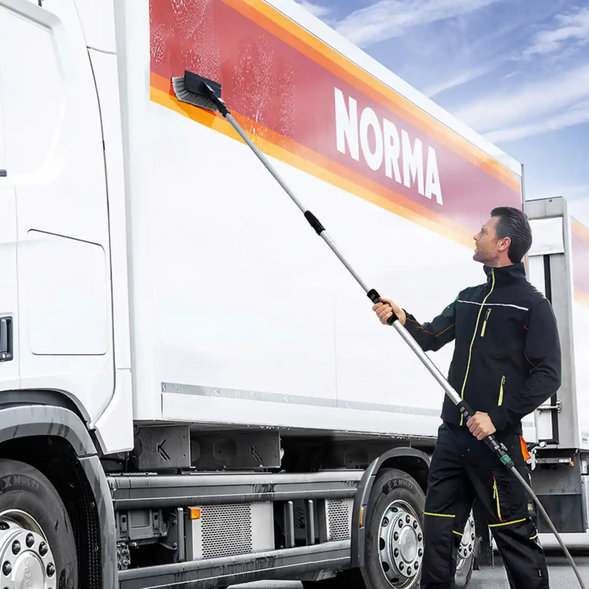 Bild 1 von Diamond Car XXL-Teleskop-Universal-Waschbürste 5 m