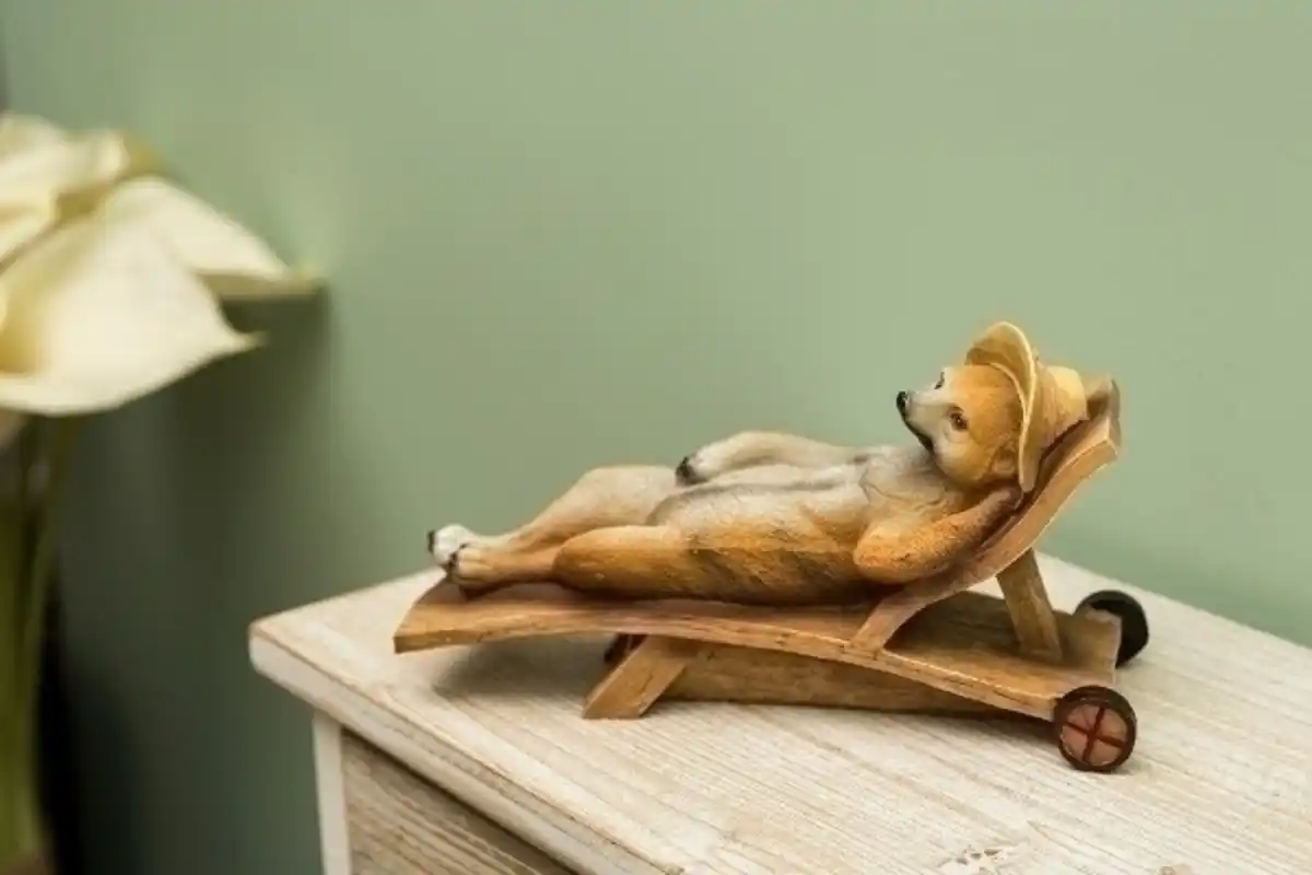 Bild 3 von Deko Erdmännchen im Liegestuhl