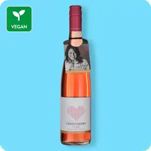 Baden, trocken, 87+ Punkte im falstaff-Tasting, je 0,75-l-Flasche, l-Preis 4.15 2024 Vivien Holzmann – Herzenswerk Rosé QbA