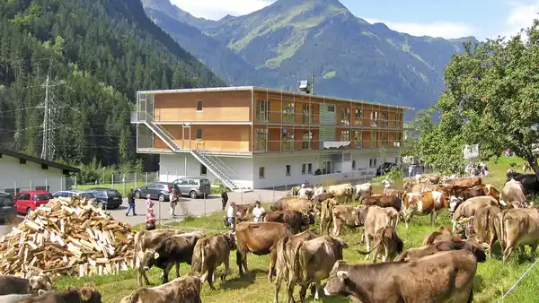 Bild 1 von Österreich - Vorarlberg - Montafon - St. Gallenkirch - BASE Aktivhotel Montafon