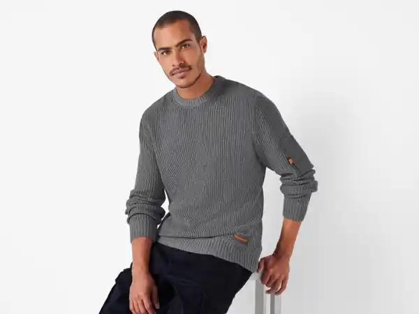 Bild 3 von LIVERGY® Herren Strickpullover mit Schulterpatches