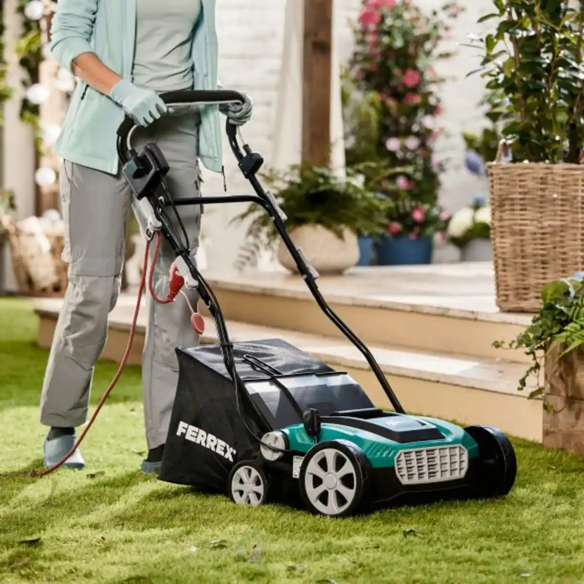 Bild 2 von FERREX Elektrischer Vertikutierer