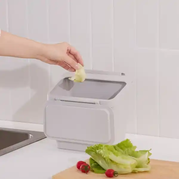 Bild 4 von SKOLÄST Abfalleimer für Schränke mit Tür