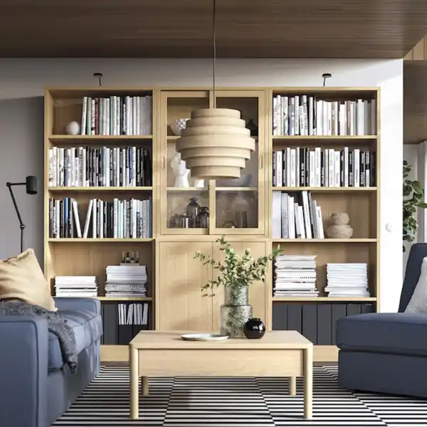 Bild 2 von TONSTAD Aufbewahrung mit Glasschiebetüren, Eichenfurnier/Klarglas 245x47x201 cm