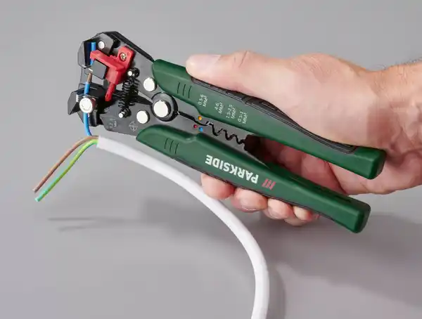 Bild 4 von PARKSIDE® Automatik-Abisolier- und Crimpzangen-Set, 231-teilig