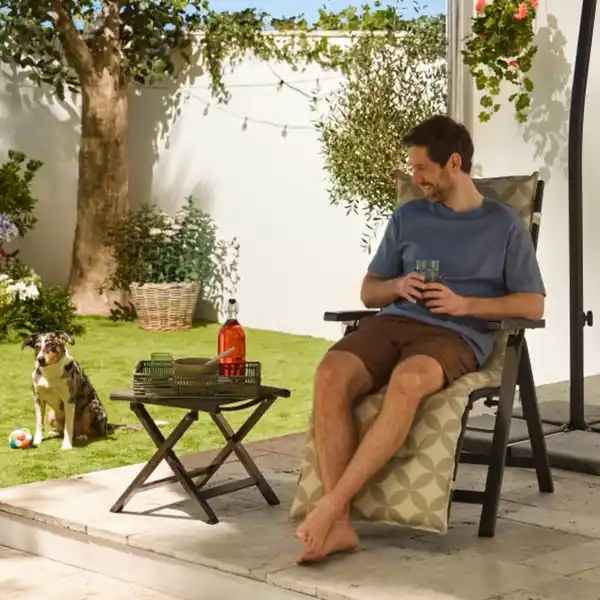 Bild 3 von BELAVI Alu-Hocker