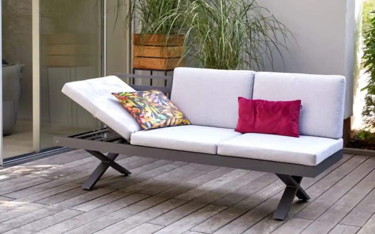 Bild 1 von outdoor (Gartenmöbel Mit Flair) - Gartensofa Rieke, hellgrau, Kopfteilverstellung vorstehend rechts