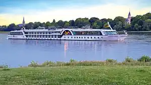 Kreuzfahrten Mosel, Saar & Rhein: Kreuzfahrt mit MS COMPASS OPERA ab/an Köln oder von Düsseldorf nach Köln