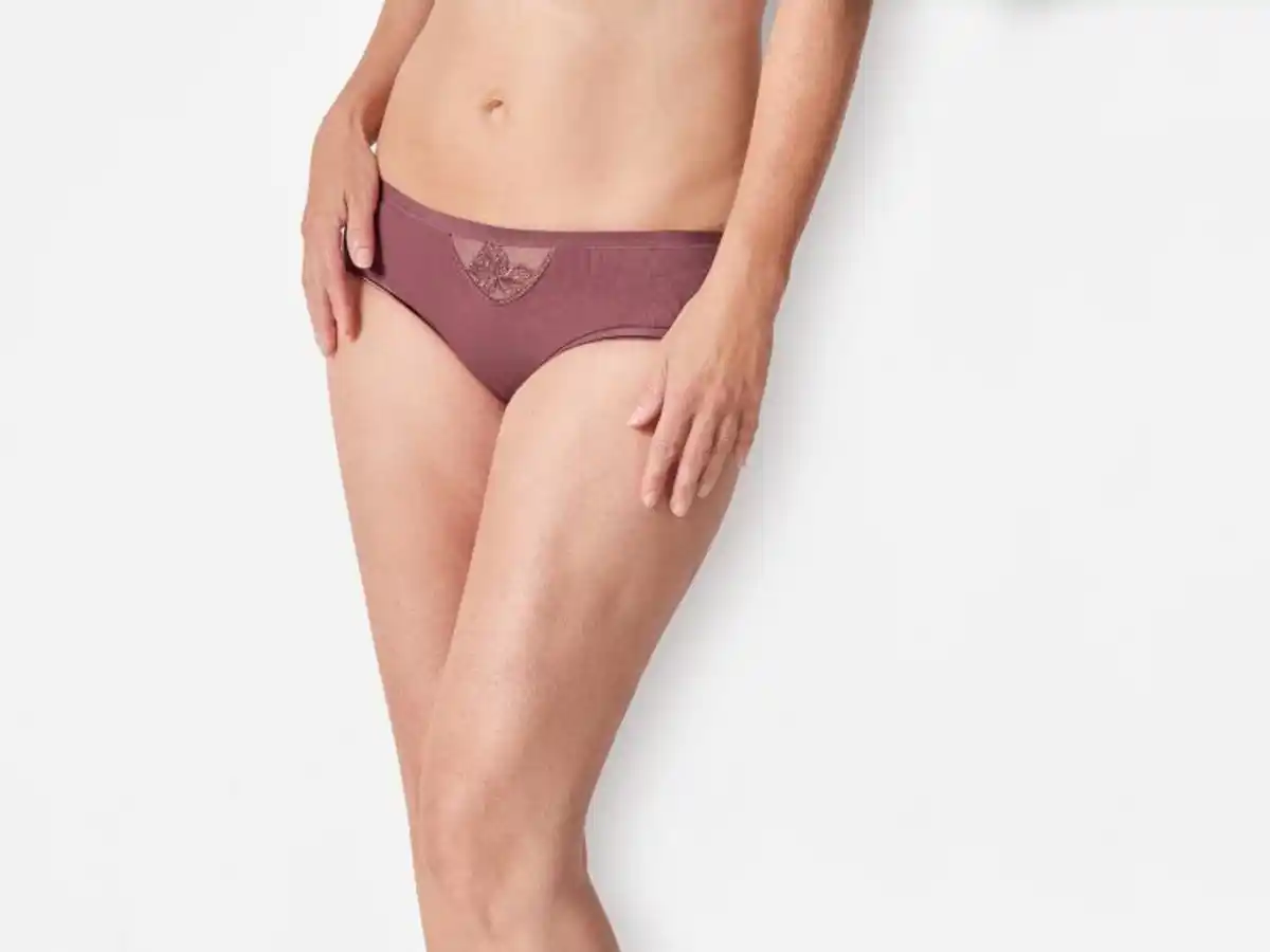 Bild 4 von esmara® Damen Slips, 3 Stück, in anschmiegsamer Feinripp-Qualität