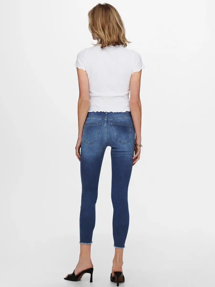 Bild 3 von 15201206 ONLEMMA S/S TOP JRS Shirt Weiß