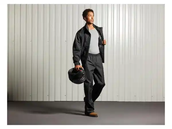 Bild 2 von CRIVIT Herren Regenhose, atmungsaktiv, wind- und wasserdicht