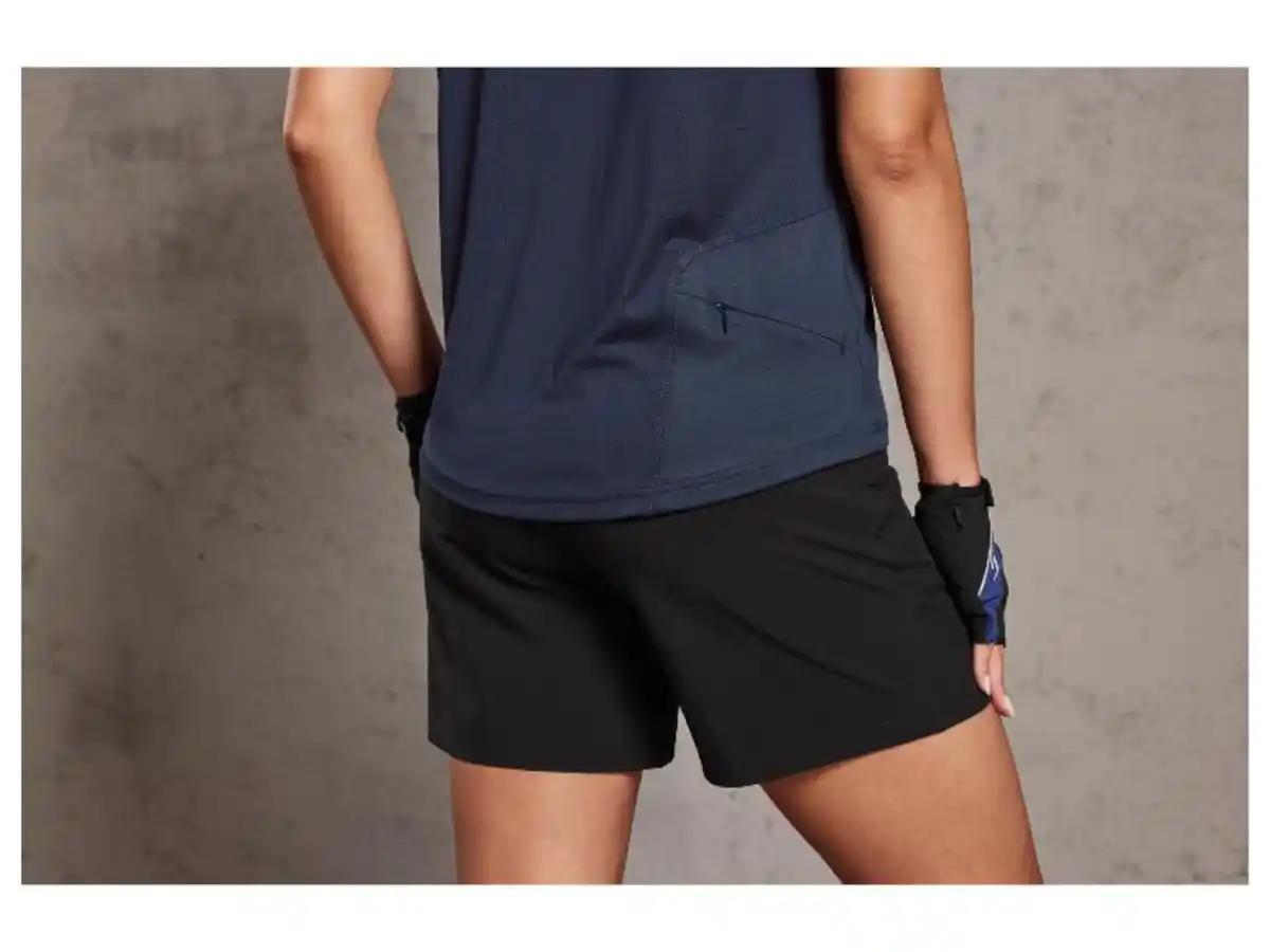 Bild 4 von CRIVIT Damen Funktionsshirt, mit praktischer Reißverschlusstasche