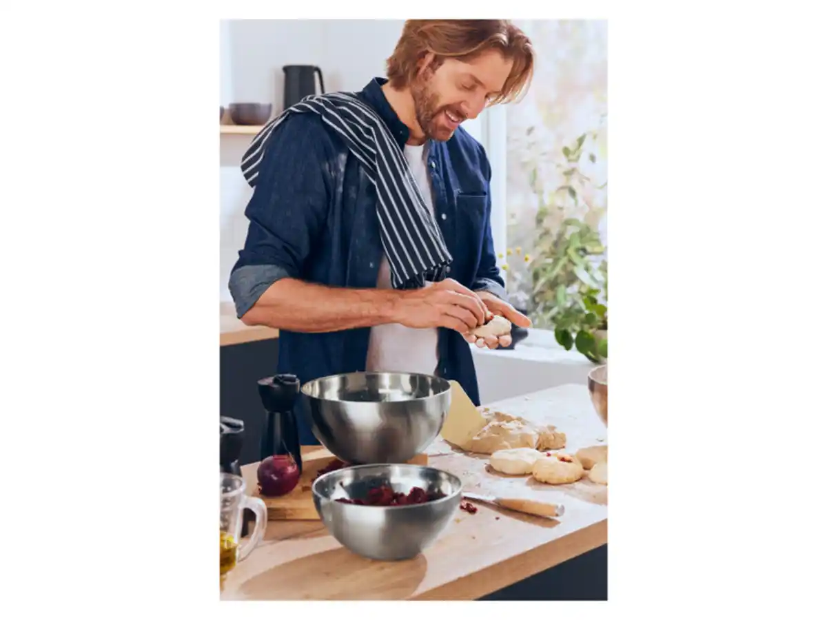 Bild 2 von LIVARNO home Edelstahl-Schüssel-Set, 3-teilig